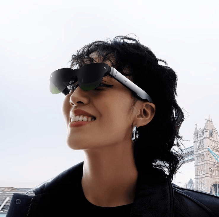 RE、酷睿视、PICO等品牌深度测评助你解锁未来科技新体验！PG电子麻将胡了2模拟器2025年智能AR眼镜推荐：VITU(图3)